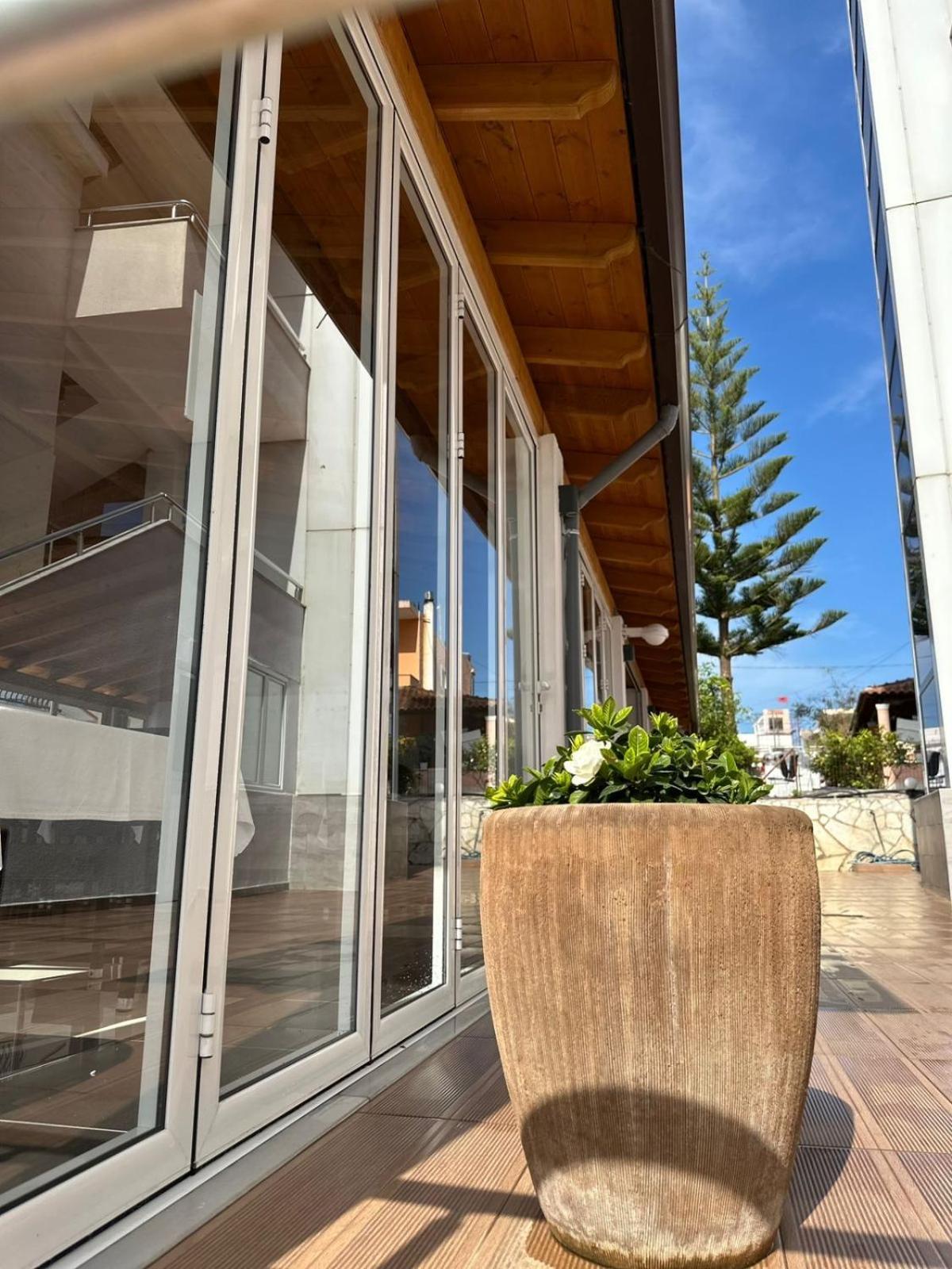 Hotel Marku Ksamil Exterior foto
